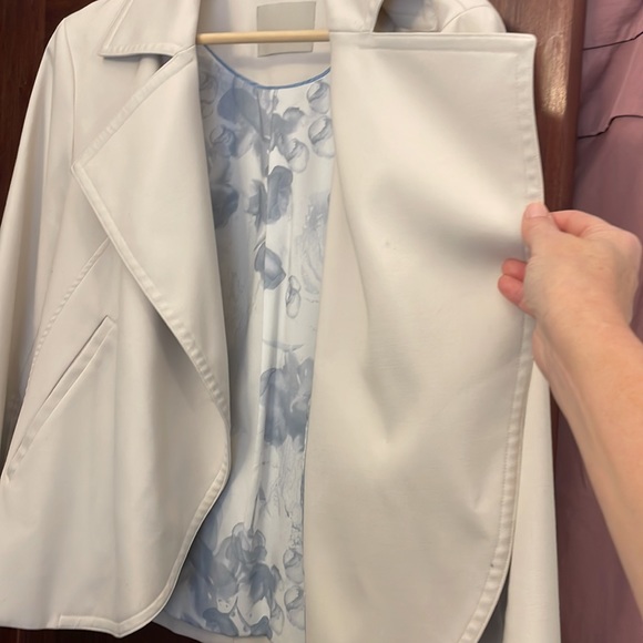 Soia & Kyo blazer. Year round white. - Picture 3 of 3